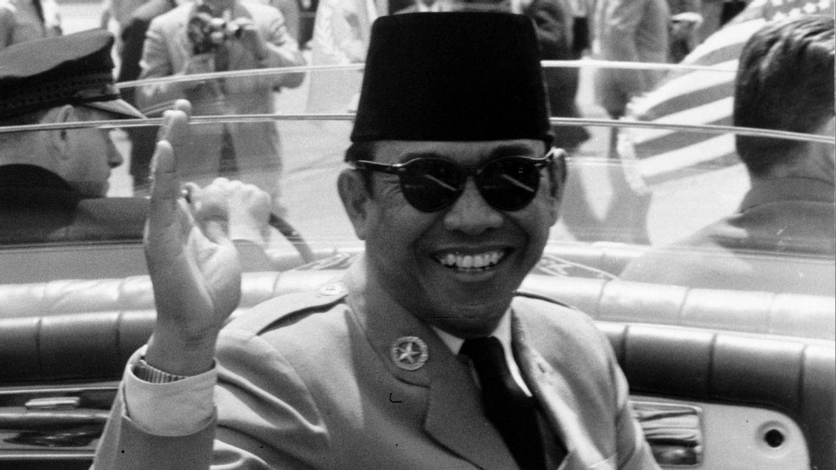 Presidential Security Force Trouble Taking Care Of Bung Karno's Wives