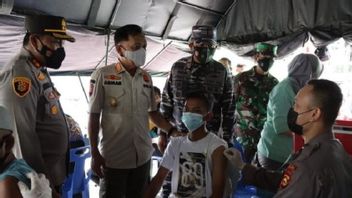 Meranti Islands Police Prepare Attractive Gifts For Residents Who Are Injected With COVID-19 Vaccines