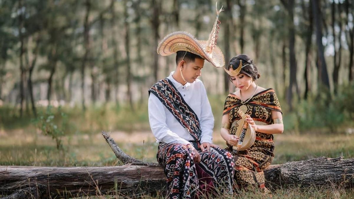 Mengenal 7 Pakaian Adat NTT dari Berbagai Suku: dari Rote hingga Lamaholot 