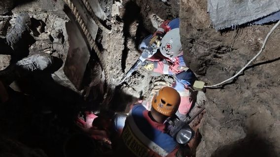 Deux habitants de Bandung sont morts alors qu'ils cherchaient des trésors à Antapani