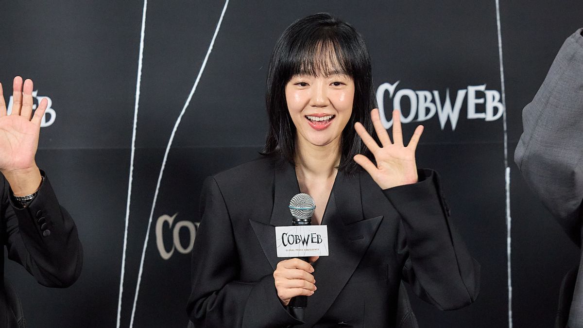 Lim Soo Jung Senang Reuni dengan Kim Jee Won dalam Film <i>Cobweb</i>