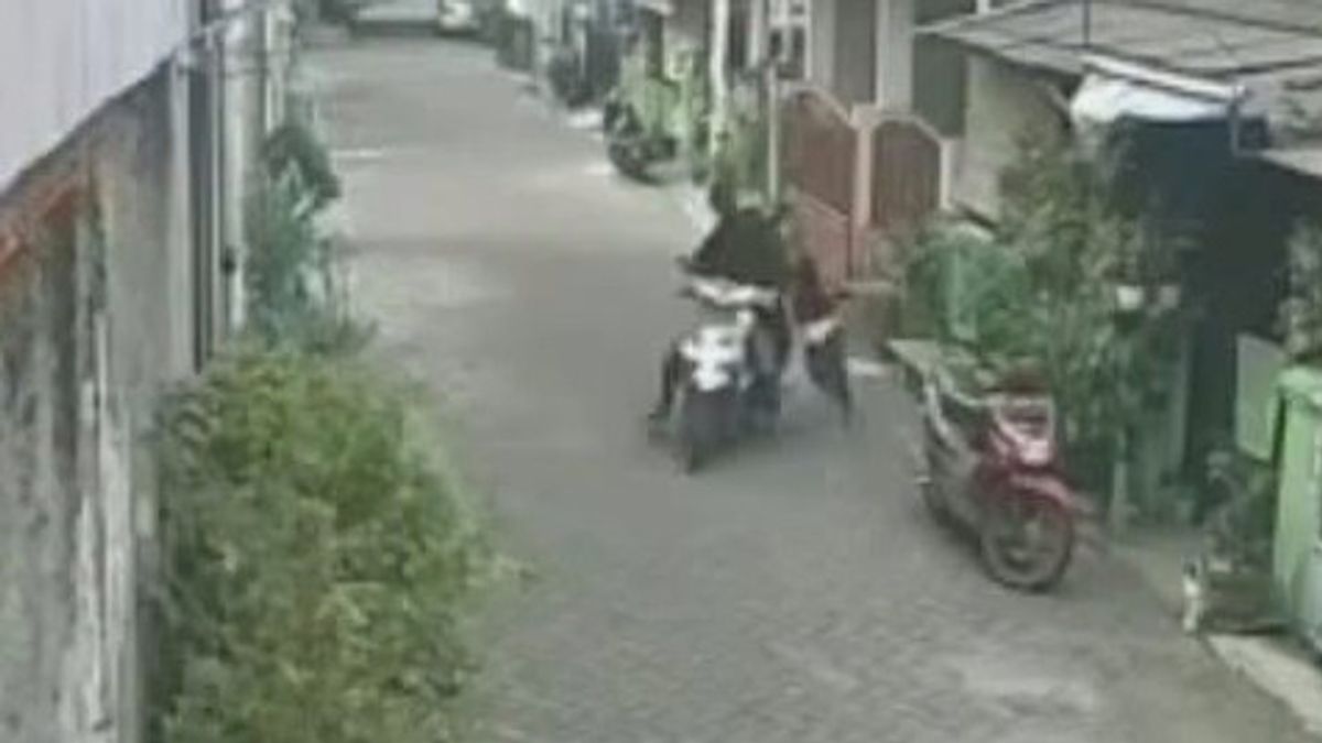 Tragic! The Body Of A 7-year-old Boy Was Dragged By A Motorbike While Defending The Cellphone He Was Holding
