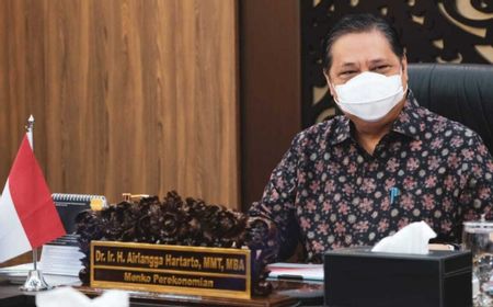 Airlangga Minta Ulama Bantu Sosialisasi Pentingnya Vaksinasi COVID-19