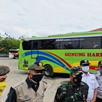 7 Bus Wisatawan Nekat Masuk Pantai Gunungkidul saat PPKM Darurat, Diminta Putar Balik