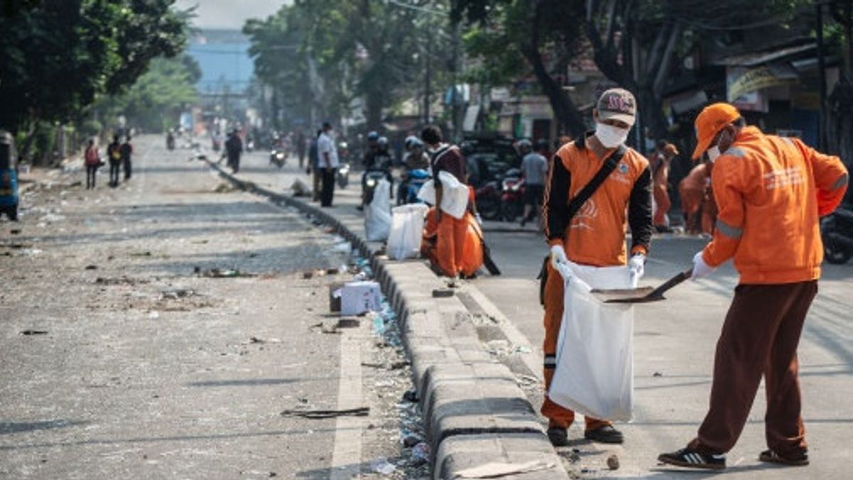 DLH Alokasikan Rp1,8 Miliar untuk Gaji Tenaga Kebersihan Lampung Barat 2023