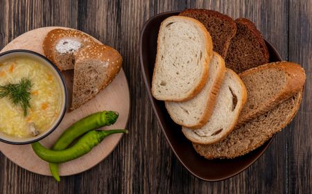 10 Jenis Roti yang Cocok Dimakan Bersama Sup, Pas untuk Hidangan Malam Hari