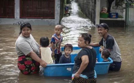 Hujan Guyur Jakarta Sore Ini, 5 Ruas Jalan di Jaksel Terendam