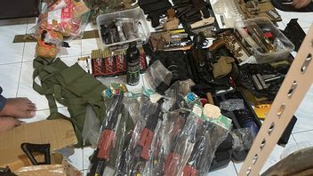 Metro Police Chief: 18 Senpi From Assembled To Manufacturers Found In Bekasi Terrorist House