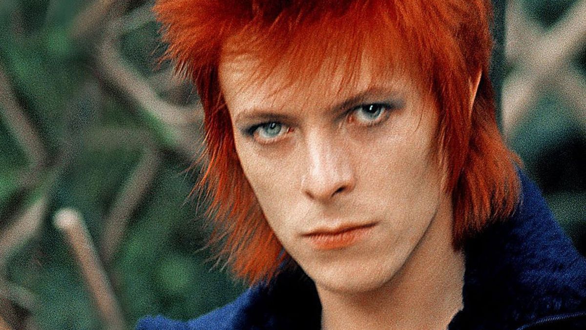 La Vida De David Bowie A Través De La Música, La Moda, El Arte Y El