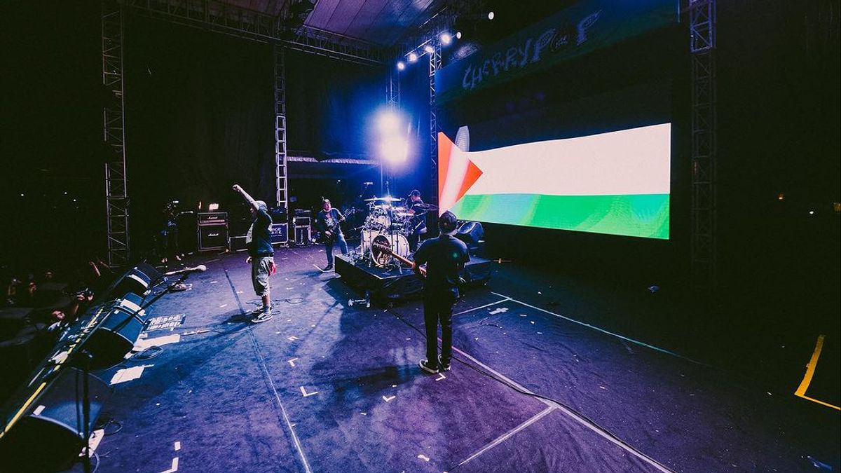 Seringai Lantang Suarakan Palestina Merdeka di Panggung Cherrypop Fest