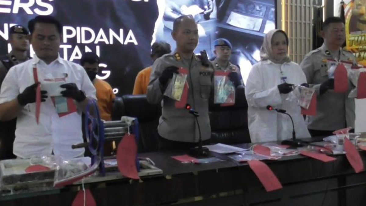 Polisi Tahan 2 Warga Cilacap Pembuat dan Pengedar Uang Palsu di Wonosobo