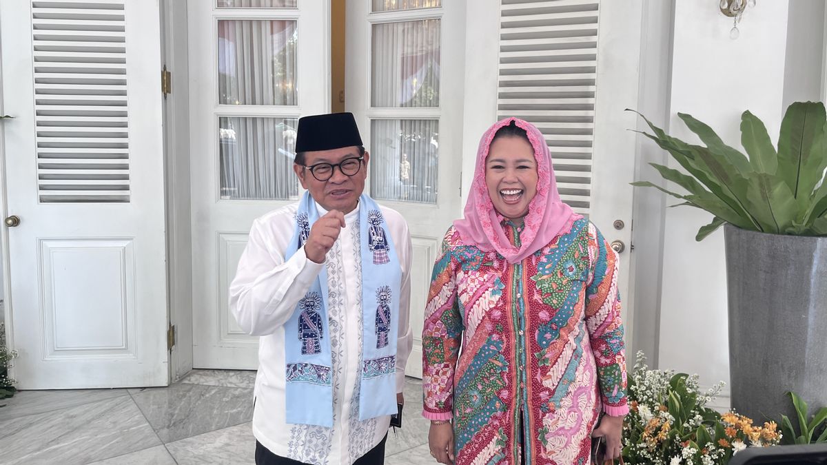 Yenny Wahid在市政厅会见了Pramono,要求允许使用千岛环境保护