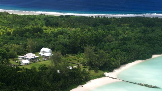 Bien que les îles Chagos soient sous contrôle britannique, 4 habitants autochtones protestent si elles sont contrôlées par l'île Maurice