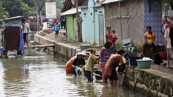 Jakarta 2025: Masih Ada 119.528 Warga BAB di Sungai dan Got