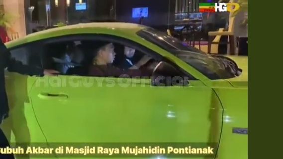 Luxueux! Ustaz Abdul Somad Conduit Une Ford Mustang Rp2 Milliards, Denny Siregar: Mending Devient Speaker