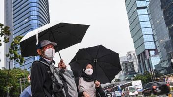 ar Jakarta mardi 11 février: mardi matin pluieuse, midi au soir brumeux