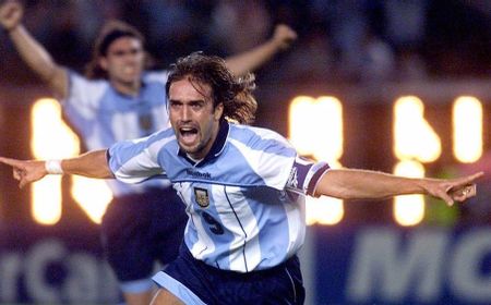 Mengingat Kembali Bomber Tanpa Belas Kasih, Gabriel Batistuta yang Berulang Tahun ke-52 Hari Ini