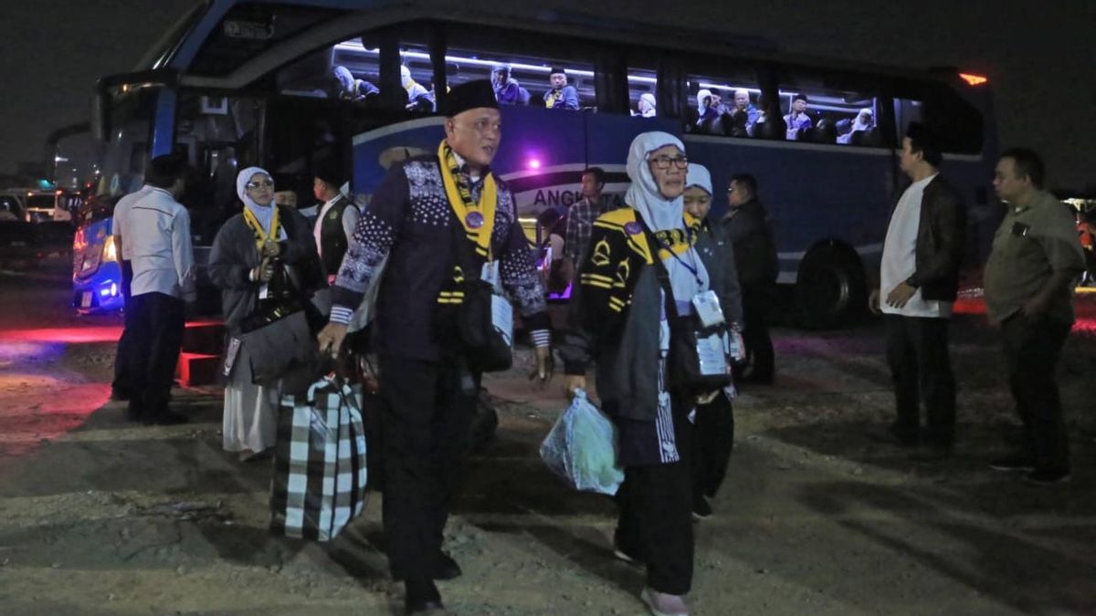 433 Jamaah Haji Kloter Pertama Tiba di Tanah Air Lewat Bandara Soetta