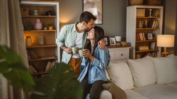 Kunci Cinta Berkualitas, Begini 6 Cara Hadirkan Versi Terbaik Diri dalam Hubungan Percintaan