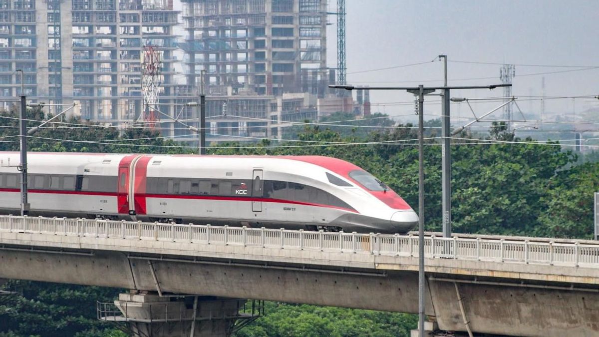 Vendredi : 75 000 billets pour le train à grande vitesse qui sont vendus