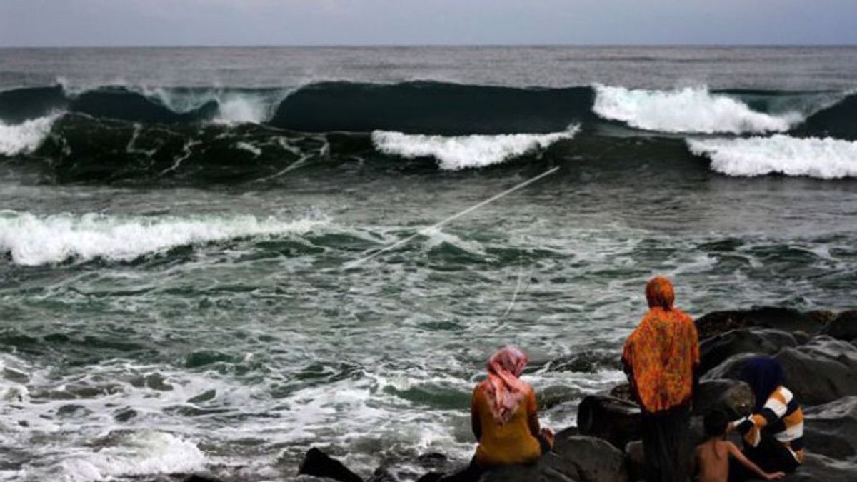恶劣天气，Ulee Lheu港务局Setop Banda Aceh-Sabang过境点，反之亦然