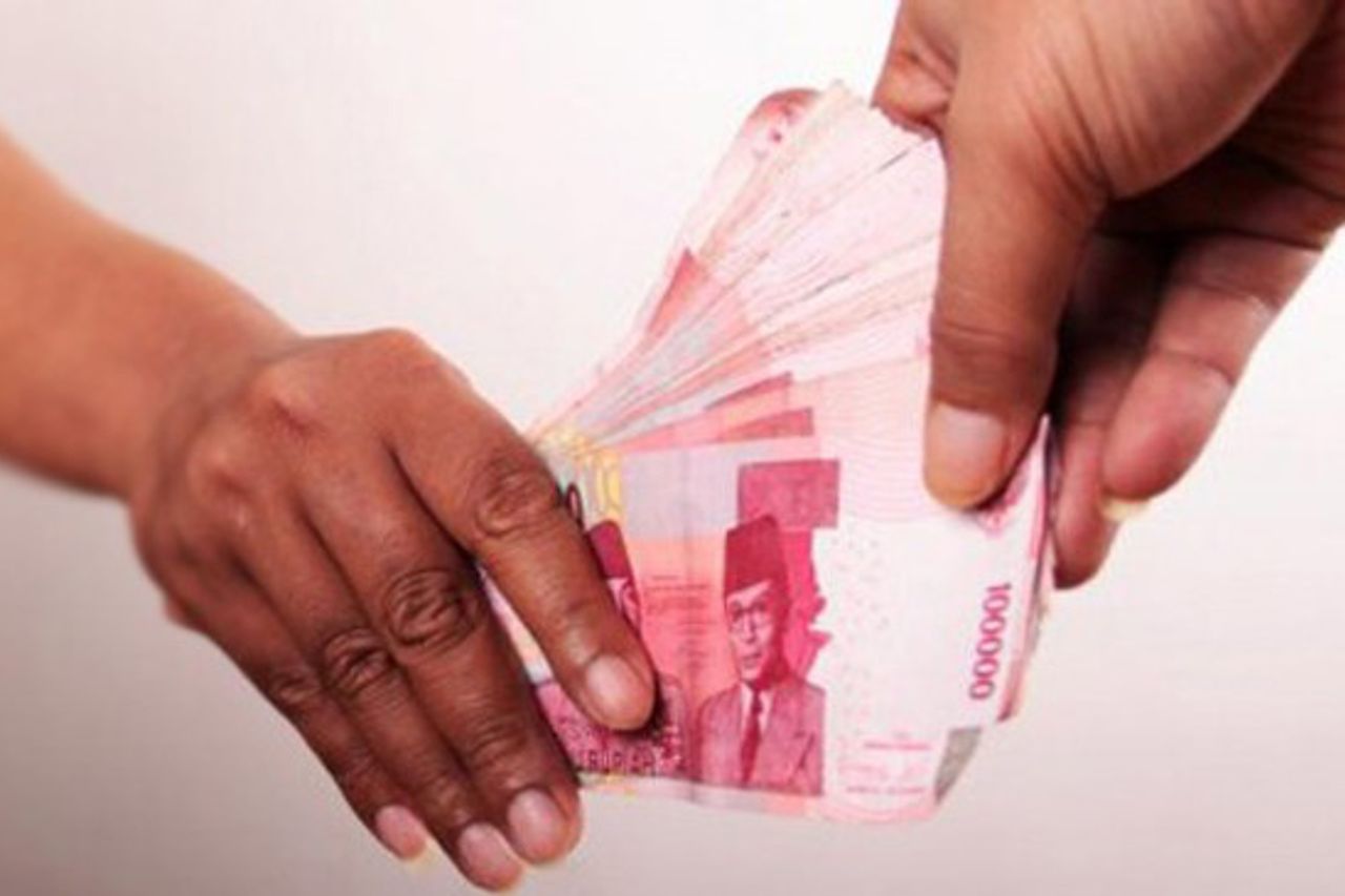طلب 1.5 مليون روبية ، يزعم أن CsOs ابتز عمال شبكة الاتصالات السلكية واللاسلكية في Cengkareng