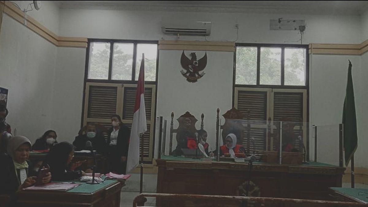 PN Medan Condamné 3 Hommes Du Propriétaire D’Aceh Sabu 1,8 Kg 13 Ans De Prison