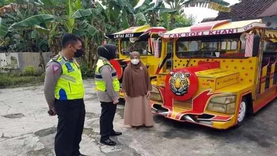 Karoseri-Belangan Entrepreneurs In Bantul Are Prohibited From Rakit Kereta Kelinci