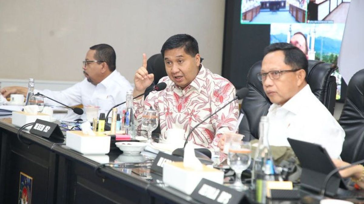 국무 장관 : 수마트라 재난 이후 난민 수가 현저히 감소했습니다.