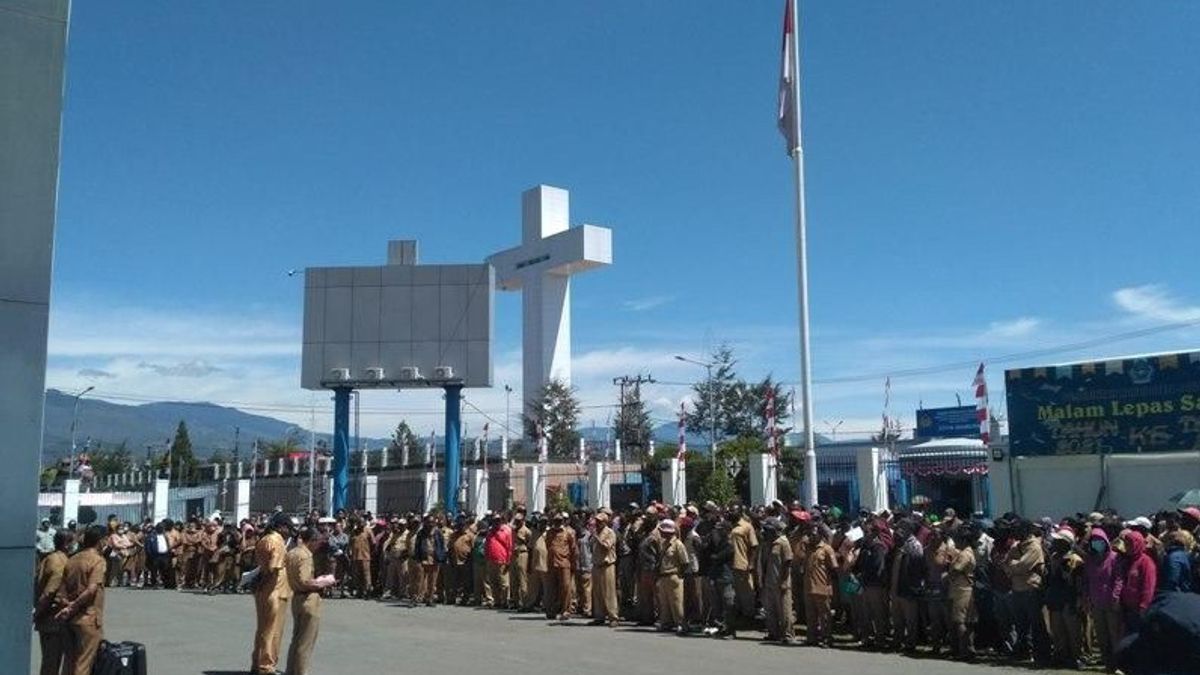 Tunjangan Penghasilan Pegawai Belum Dibayar, ASN Jayawijaya Papua Demo di Kantor Bupati