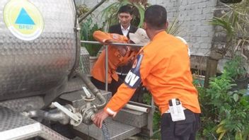 BPBD Bogor Kirim 10.000 Liter Air Bersih Atasi Dampak Kekeringan di Desa Kopo Cisarua