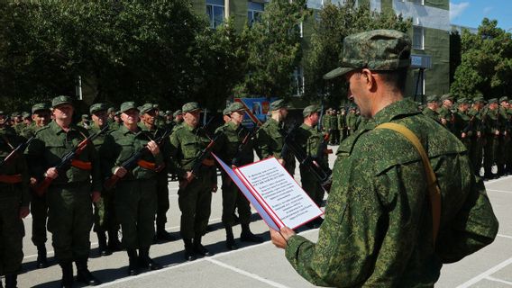 القائد لا يسمح للجنود المعبئين «بالانعطاف يمينا»، السياسيون يطلبون من الرئيس بوتين إصدار قرار إنهاء الخدمة