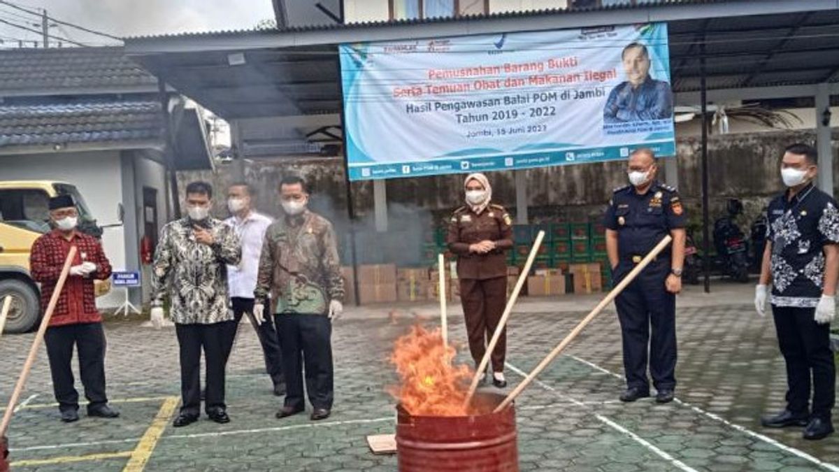 BPOM Jambi Destroys Illegal Medicine Worth IDR 1.6 Billion