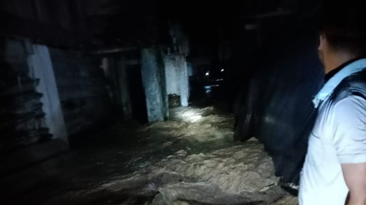 Heavy Rain Causes 140 Houses in OKU District Flooded