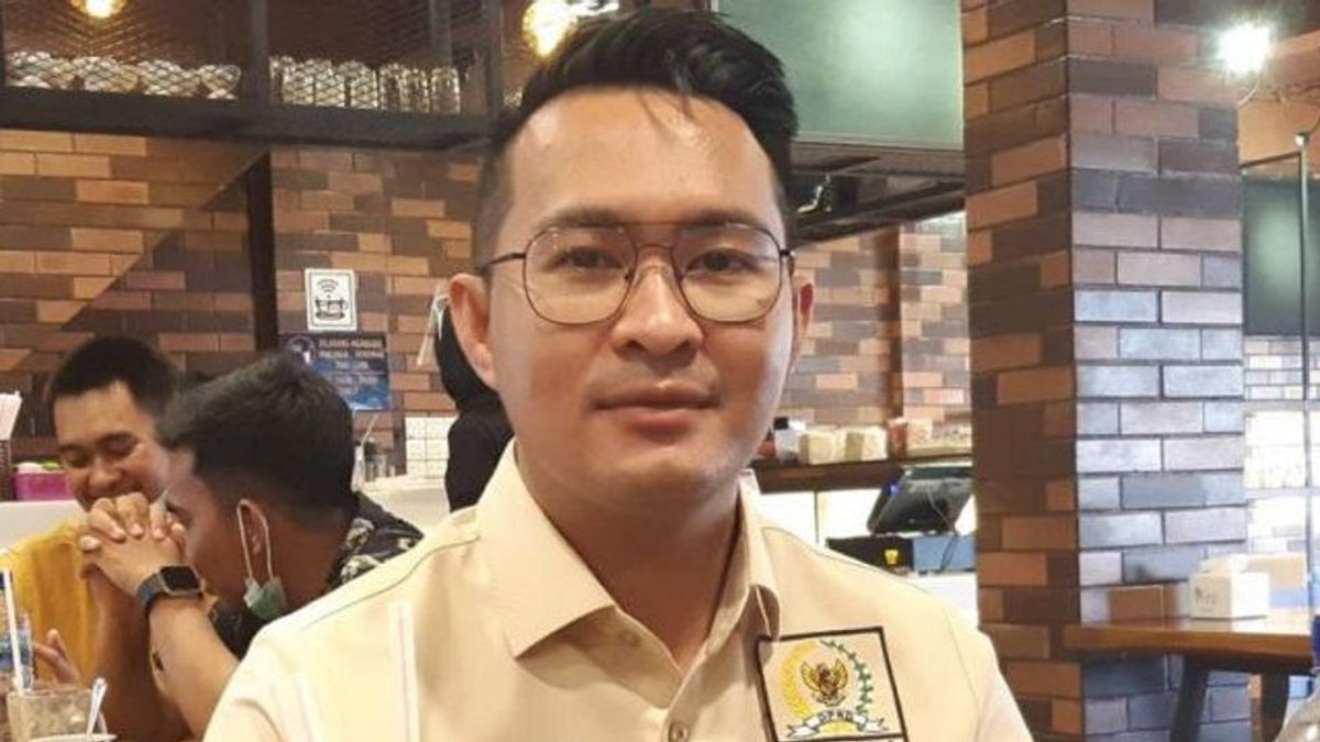 Apriyandi Cuma Bisa Pasrah Berhenti Jadi Anggota DPRD Tanjungpinang, Batal Gugat Gerindra