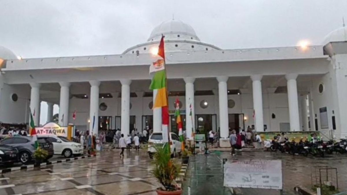 Kemenag Lakukan Pengukuran Arah Kiblat dari 621 Masjid-Musala di Bengkulu