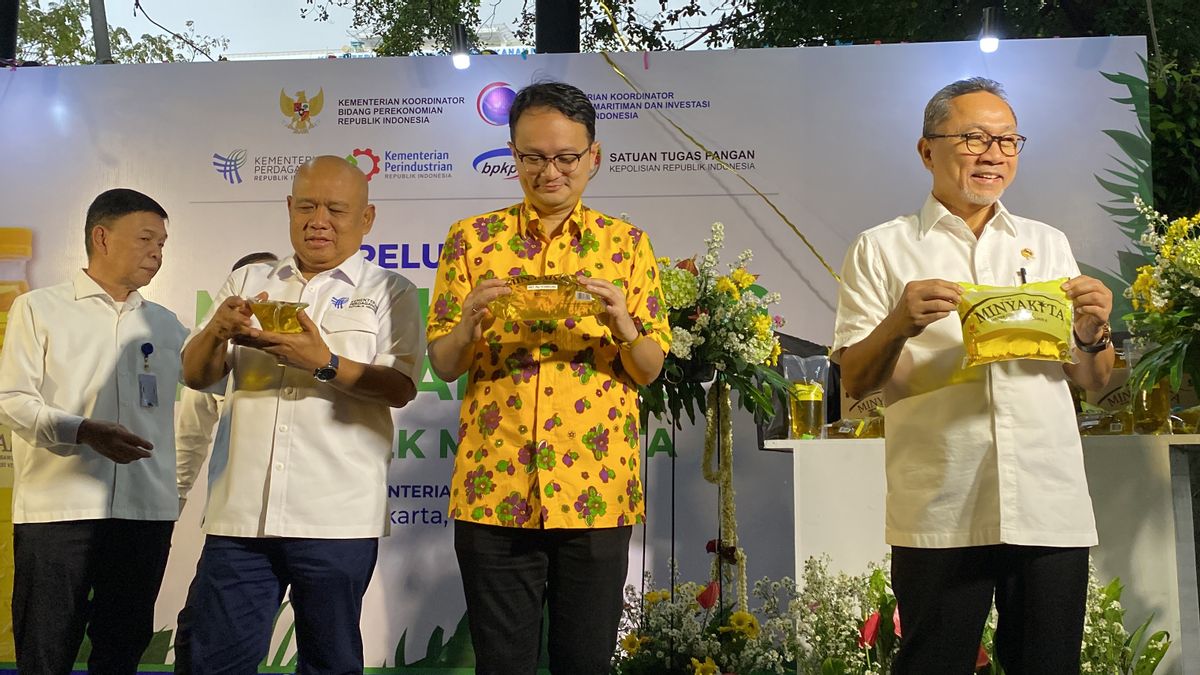 Minister Of Trade Zulhas Officially Launches Oilita, Packaged Bulk Cooking Oil Of IDR 14,000 Per Liter