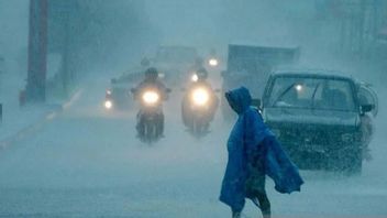 المسافرين مطالبون بأن يكونوا على دراية ، BMKG: الأمطار الغزيرة إلى الرياح الشديدة لديها القدرة على الحدوث في جاكرتا وجاوة الغربية