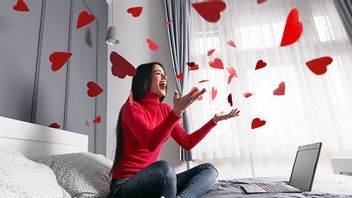 Jatuh Cinta Bikin Kurang Produktif Menurut Studi, Bagaimana Cara Mengatasi? Ikuti Tipsnya