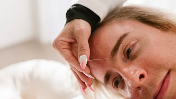 顔鍼治療のトレンドがフィラーの代替手段になる、これは医師の言葉です