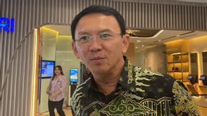 Ahok demande au nouveau gouverneur de Jakarta de donner le numéro de téléphone portable aux citoyens, pourquoi?