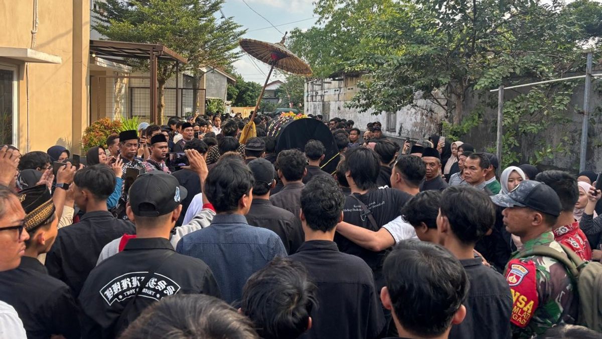 Kronologi Meninggalnya Mahasiswa Amikom Yogyakarta, Terjatuh Setelah Ditembak Gas Air Mata