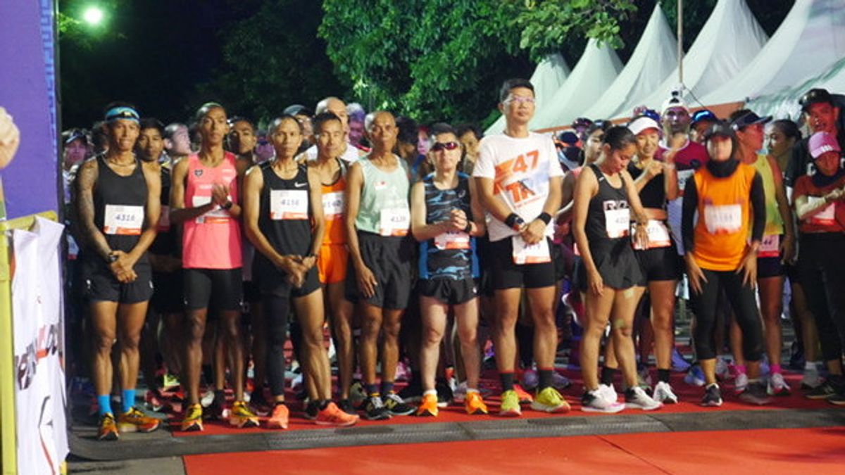 バイラル外国人ランナーがインドネシア国際マラソン賞を主張、KONIは支払ったと主張しているが、金額は主催者が発表したものとは異なっている