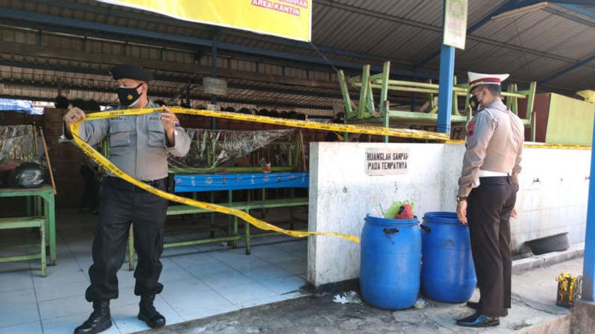 La Police Scelle PT Samwoon Clothing Et Star Alliance à Semarang Pour Violation Du PPKM D’urgence