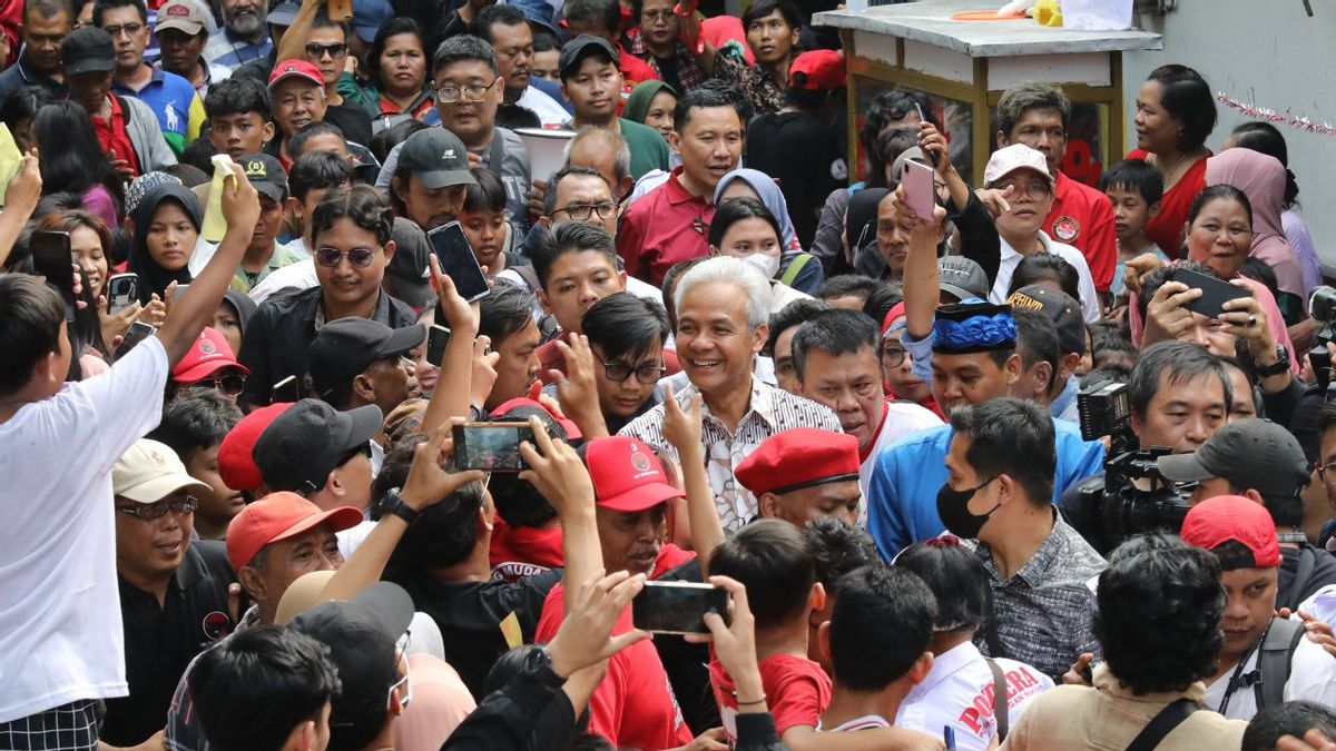 Ganjar Blusukan To The Narrow Alley Of Jakarta, Residents: Similar To Jokowi