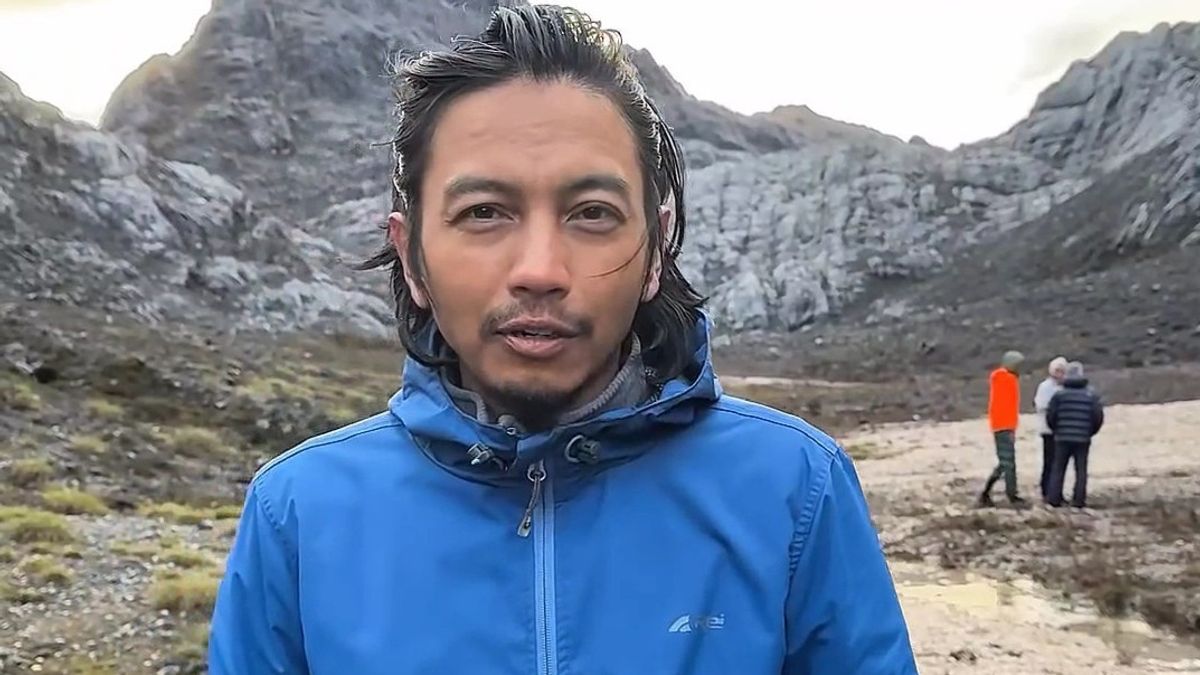 Holding Back Tears, Fiersa Besari Measurable To Survive Incident At The Top Of Carstensz