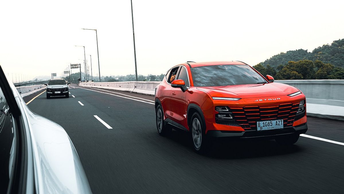 Sensasi Berkendara Jetour Dashing Jakarta-Bandung, SUV yang Beri Rasa Nyaman Maksimal