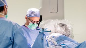 Neuralink Milik Elon Musk Mengumumkan 12 Orang Telah Menerima Implan Otak