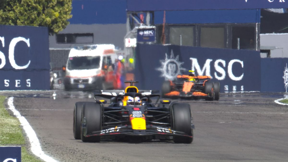 Maxc Verstappen Again Wins In Imola, Defeats Norris In Exciting Duel