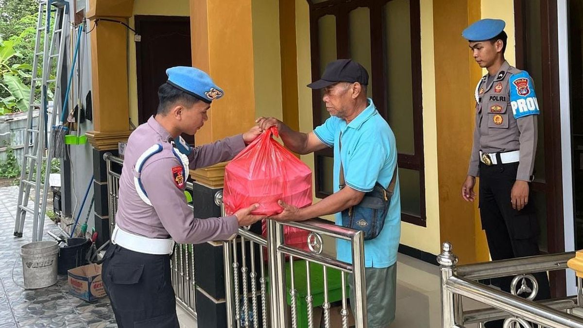 Ramadan, Bidpropam Polda Kaltara Berbagi Berkah di Masjid Al-Muhajirin 